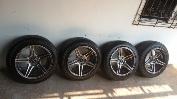 ขายล้อเเม๊ค ชอบ15 ก้วาง8 นิ้ว offset 35  4 รุ 100 พร้อมยาง.ใส่honda toyota