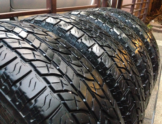 ยาง All Yokohama 235 75 15 ปลายปี12 พร้อมใช้งาน ราคาไม่แพง