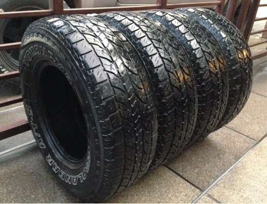 ยาง All Yokohama 235 75 15 ปลายปี12 พร้อมใช้งาน ราคาไม่แพง