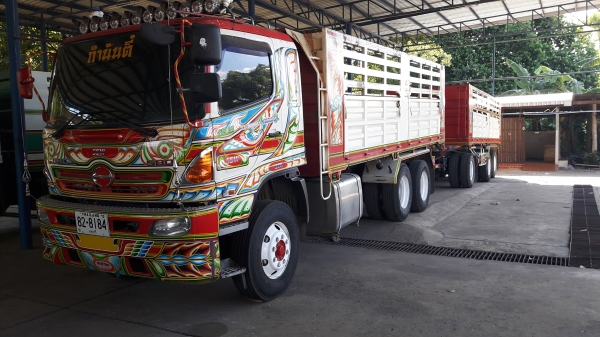 ขาย  เมคก้า344 ปี53  รถสวยพร้อมใช้ เอกสารทะเบียนพร้อม