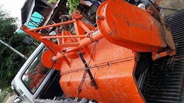 จอบหมุน(โรตารี่) สภาพสวยสีเดิม พร้อมยอย จอบหมุน(โรตารี่) สภาพสวยสีเดิม พร้อมยอย