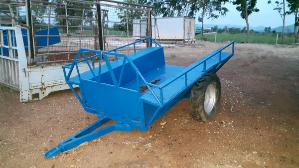 ขายเทนเลอร์ตัวเล็กๆ ตามสภาพ