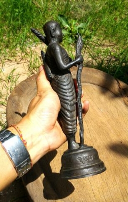 พระสิวลีมหาลาภา เนื้อลงหิน น้ำหนักมาก สวยจัด สลักยันต์เก่า สูง 10 นิ้ว