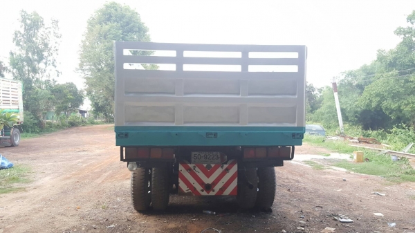 ขาย สิบล้อมิตซู. 240 ปี57 แม่เดียว ราคา. 1650000 จัดได้ 1400000 รถอยู่สกนนคร.