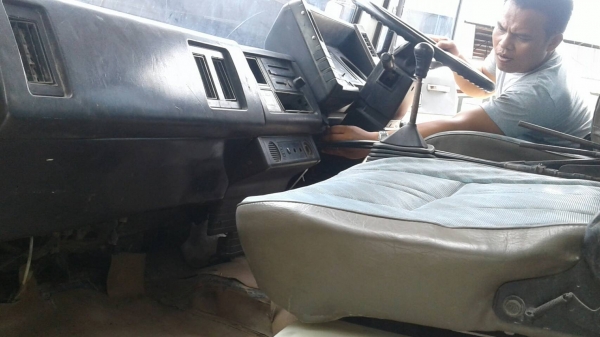 ขายรถ6ล้อดั้มเกษตรยาง900ร็อคกี่เครือง160แรงรถห้างแท้ยาง4.5ม ขายรถ6ล้อดั้มเกษตรยาง900ร็อคกี่เครือง160แรงรถห้างแท้ยาง4.5ม