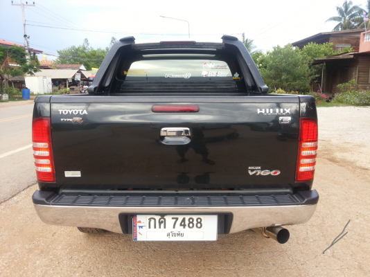 ขายโตโยต้า วีโก้ 3.0 พรีรันเนอร์ 4 ประตู รถสวยพร้อมใช้งาน จ.สุโขทัยโทร.085-7282756