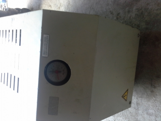 เครื่องดูดสูญญากาศจากญี่ปุ่น เป็นป๊้มสูญญากาศขับด้วยมอเตอร์ เป็นชุดตามภาพ