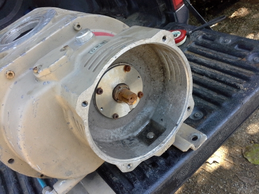 ปั๊มดูด - อัด อากาศขนาดใหญ่ ยี่ห้อ ULVAC จากญี่ปุ่น อัดอากาศได้ถึง 500000 ลิตรต่อชั่วโมง