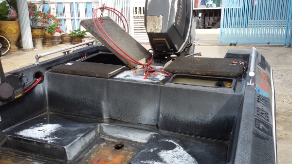 BassMaster 15ฟุต สวยๆ เรือเปล่าๆ มีแต่พวงมาลัย ไม่มีเครื่อง ไม่มีคอนโทรล ไม่มีเทลนเลอ ครับ