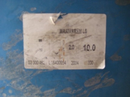 ถังน้ำ ไม่มีลูกยางนะครับ ถังเปล่า