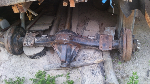 เพลาหลังสี่ล้อกลางอิซุสุเอ่ว