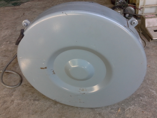 ริ่งโบว์เวอร เป่า - ดูด มอเตอร์ Hitachi จากญี่ปุ่น . ท่อขนาด 2 นิ้ว มอเตอร์ขนาด 700 W.