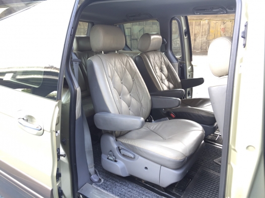 2004 KIA CANIVAL 2.4 GS รถสวย หน้าเดิม หลังเดิม มีรอยตามการใช้งานบ้างนิดหน่อย