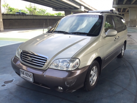 2004 KIA CANIVAL 2.4 GS รถสวย หน้าเดิม หลังเดิม มีรอยตามการใช้งานบ้างนิดหน่อย