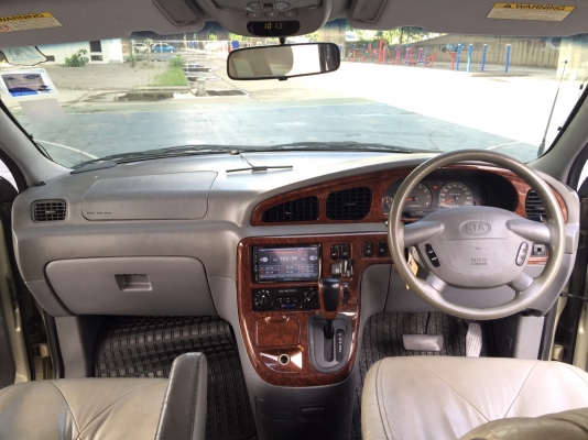 2004 KIA CANIVAL 2.4 GS รถสวย หน้าเดิม หลังเดิม มีรอยตามการใช้งานบ้างนิดหน่อย