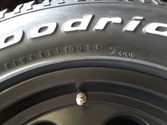 ล้อ Piaa + BF All USA. 265/75/16 ปี09 สวยๆ 1ชุด