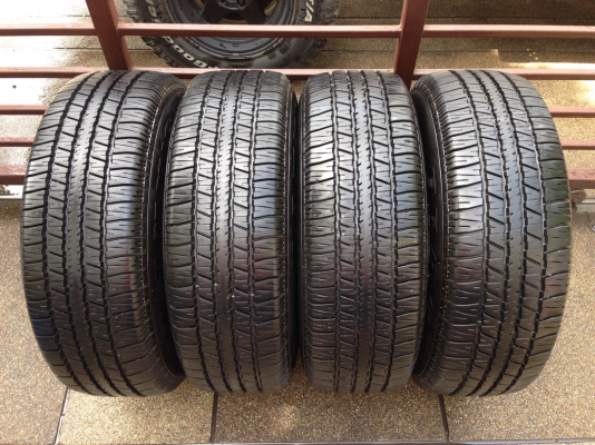 ยาง Maxxis 31 10.5 R15 ดอกเต็ม ไม่มีปะ ใช้กันยาว ราคาไม่แพง
