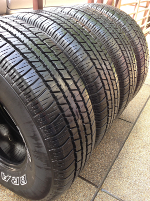 ยาง Maxxis 31 10.5 R15 ดอกเต็ม ไม่มีปะ ใช้กันยาว ราคาไม่แพง