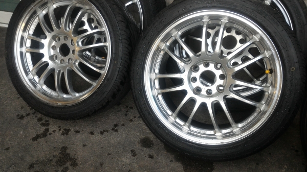 ล้อแม็กขอบ17 4รู100 114 พร้อมยาง 205 45 17 ปี15สวยๆราคาไม่แพงคับ