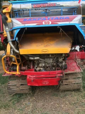 ขายรถเกี่ยวข้าว ศักดิ์พัฒนา เครื่อง195เทอโบร์ อุ้ม2.5ตัน ตัวเดิน12 ปั้มไดกิ้น22 สภาพพร้อมใช้งาน สนใจโทร 090-8588220คุณนะ 093-3258446คุณบิว หรือเข้าดูสินค้าอื่นๆได้ที่ www.truck.in.th/498 หรือเพจFacebook ณรงค์ ซื้อขายรถมือสอง (เว็บไซต์ส่วนตัว) หรือFacebook