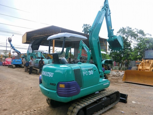 ขายรถขุดแบคโฮ KOMATSU PC30รุ่น7 (คอลโทลสั้น ปั๊มนิ้ว แทรคยาง90\%)เครื่องแน่น ระบบไว รถพร้อมใช้งาน เอกสารครบ ราคา 450,000 บาท ☎️096-3268553 (สถิตย์พันธ์) ID LINE 0963268553