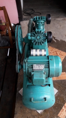 ขาย ปั้มลม2หัว 50ลิตร 2แรง ใช้งานได้ปกติ