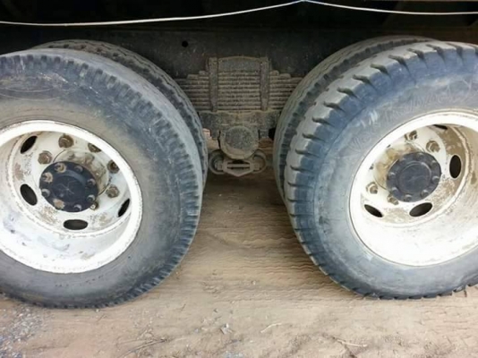 ขายรถ10ล้อ เทรลเลอร์FN515 เครื่อง6D14 พาวเวอร์ จิฟฟี่ รถสวยสภาพพร้อมใช้งาน เอกสารพร้อมโอน ราคา520,000 สนใจโทร 090-8588220คุณนะ 093-3258446คุณบิว หรือเข้าดูสินค้าอื่นๆได้ที่ www.narong2truck.com หรือ www.truck.in.th/498 หรือเพจFacebook ณรงค์ ซื้อขายรถมือสอ