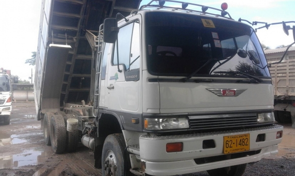 ขายรถบรรทุก 10 ล้อดั้ม HINO FM 3 M มีสามคัน หัวบางยางดีคัสซีสวยทะเบียนเต็ม