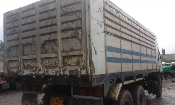 ขายรถบรรทุก 10 ล้อดั้ม HINO FM 3 M มีสามคัน หัวบางยางดีคัสซีสวยทะเบียนเต็ม ขายรถบรรทุก 10 ล้อดั้ม HINO FM 3 M มีสามคัน หัวบางยางดีคัสซีสวยทะเบียนเต็ม