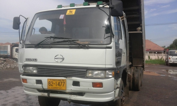 ขายรถบรรทุก 10 ล้อดั้ม HINO FM 3 M มีสามคัน หัวบางยางดีคัสซีสวยทะเบียนเต็ม ขายรถบรรทุก 10 ล้อดั้ม HINO FM 3 M มีสามคัน หัวบางยางดีคัสซีสวยทะเบียนเต็ม