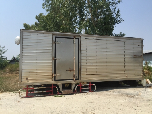 ตู้แห้ง. ประตู 3 บาน. ยาว. 5.50 เมตร ถอดจากเมก้า. FC ตู้แห้ง. ประตู 3 บาน. ยาว. 5.50 เมตร ถอดจากเมก้า. FC