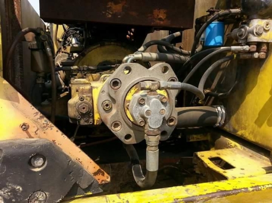 ขายรถแบคโค SK200-3 มาร์คที ไฟฟ้าครบ แอร์เย็น ช่วงล่างดี เอวแน่น โซ่ใหม่ เอกสารใบอินวอย ราคา780,000 สนใจโทร 090-8588220คุณนะ 093-3258446คุณบิว หรือเข้าดูสินค้าอื่นๆได้ที่ www.narong2truck.com หรือ www.truck.in.th/498 หรือเพจFacebook ณรงค์ ซื้อขายรถมือสอง (