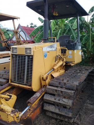 ขายรถแทร็คเตอร์เก่าใน KOMATSU D20P-7E ขายรถแทร็คเตอร์เก่าใน KOMATSU D20P-7E