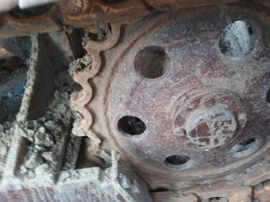 ขายรถแทร็คเตอร์เก่าใน KOMATSU D20P-7E ขายรถแทร็คเตอร์เก่าใน KOMATSU D20P-7E