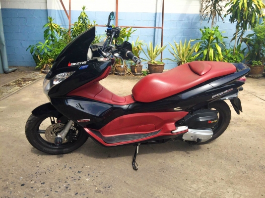 ขาย สด หรือ ผ่อน pcx 150 สถาพสวยมากๆ