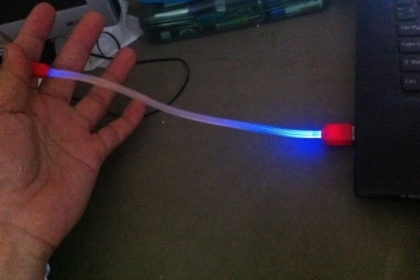 สายลิ้งค์และ ชาร์จได้ของ ASCH จากญี่ปุ่น นำไฟไฟได้ดี มีไฟแสงสีต่างๆสวยๆตามสาย เส้นละ 15 บาท มีหลายร้อยเส้น เสียบได้เกือบทุกรุ่น