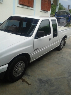 ปิคอัพ อีซูซุ