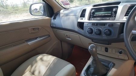 Toyota vigo champ prerunner smart cab E 2.5 abs ปี2013 จัดล้นฟรีดาวน์