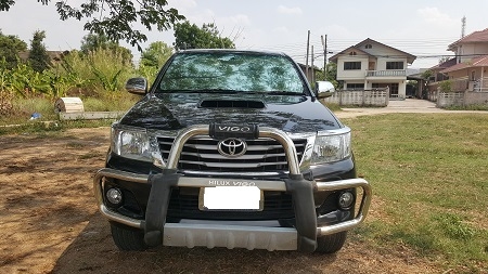 Toyota vigo champ prerunner smart cab E 2.5 abs ปี2013 จัดล้นฟรีดาวน์