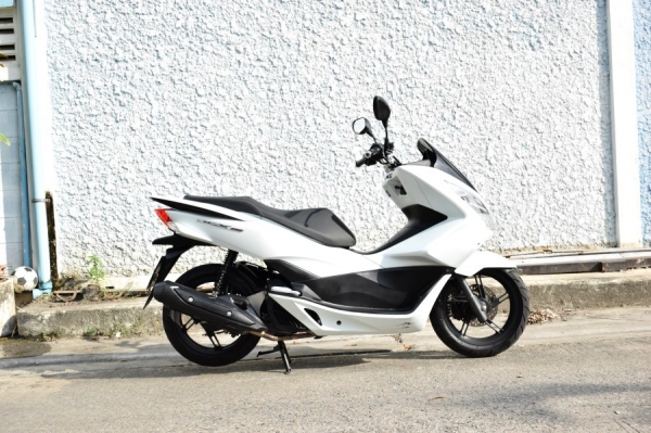 PCX150i Led 2014  รถบ้านแท้ เล่มชุดโอนครบ