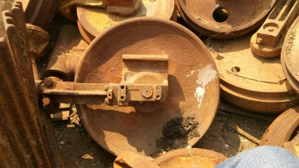 ขายอะไหล่รถแทรกเตอร์ CAT-D-4  D-5 D-50 ของเก่าญี่ปุ่นสภาพสวย