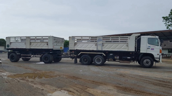 ขาย HINO MEGA 320 แรงม้า แม่ลูกดั้มสามมิตร ปี 48 ขาย HINO MEGA 320 แรงม้า แม่ลูกดั้มสามมิตร ปี 48