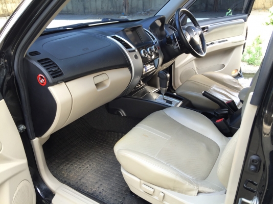 PAJERO SPORT 2.5 GT ปี2012 สีดำ สวยสุดๆ รถสมบูรณ์ทุกจุด PAJERO SPORT 2.5 GT ปี2012 สีดำ สวยสุดๆ รถสมบูรณ์ทุกจุด