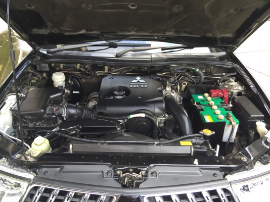 PAJERO SPORT 2.5 GT ปี2012 สีดำ สวยสุดๆ รถสมบูรณ์ทุกจุด PAJERO SPORT 2.5 GT ปี2012 สีดำ สวยสุดๆ รถสมบูรณ์ทุกจุด