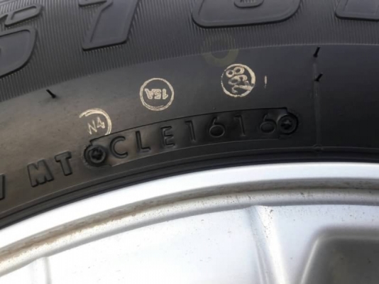 ล้อ Isuzu blue power ขอบ 16 พร้อมยางป้ายแดง 245/70/16 ปี 16 ชุดล่ะ 19,500