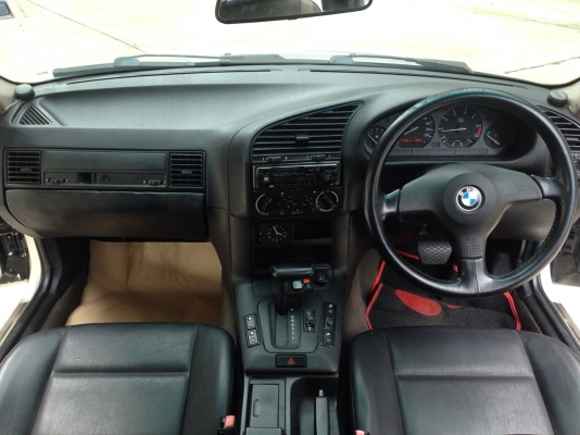 BMW 318i นกแก้ว E36 LPG ปี1993