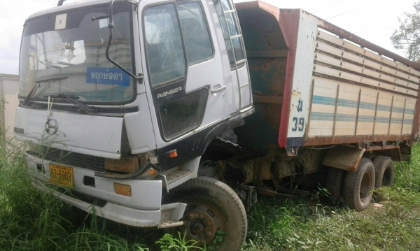 ขายรถบรรทุกดั้ม HINO 3 M แท้ๆ 2 เพลาเครื่องดีคัสซีสวยทะเบียนเต็มมีขาย 2 คัน