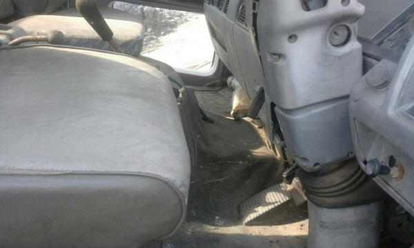 ขายรถบรรทุกดั้ม HINO 3 M แท้ๆ 2 เพลาเครื่องดีคัสซีสวยทะเบียนเต็มมีขาย 2 คัน