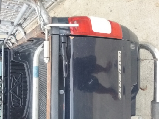 คอกเหล็ก ของสยามผ้าใบ คอกเหล็ก ของสยามผ้าใบ