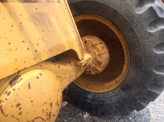 ขายรถตักล้อยาง TCM STD30 นำเข้ามาจากประเทศญี่ปุ่น สภาพพร้อมใช้งาน สนใจติดต่อ081-948-5494